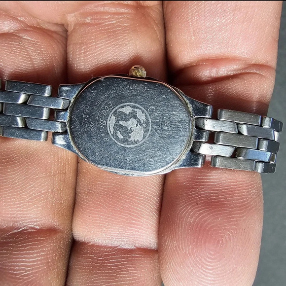 Citizen Ecodrive Ladies Watch MOP Dial NOT WORKING For Parts/Repair b020-h23923 - Picture 8 of 9
